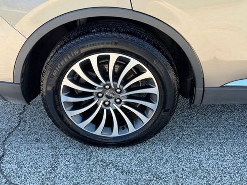 Used 2020 Lincoln Aviator Reserve w/ Equipment Group 201A AWD/4WD image 15