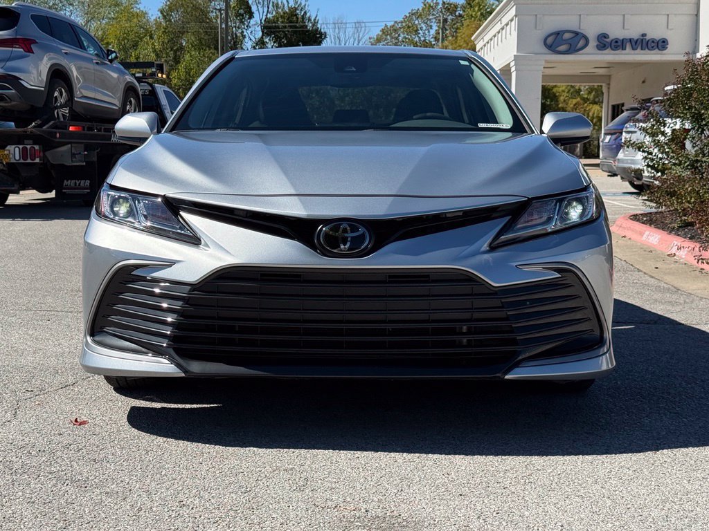 Used 2024 Toyota Camry LE FWD image 2