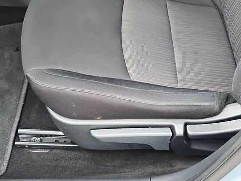 Used 2024 Nissan Sentra SV image 18