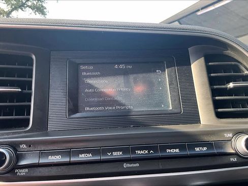 Used 2020 Hyundai Elantra SE w/ Cargo Package (C1) FWD image 36