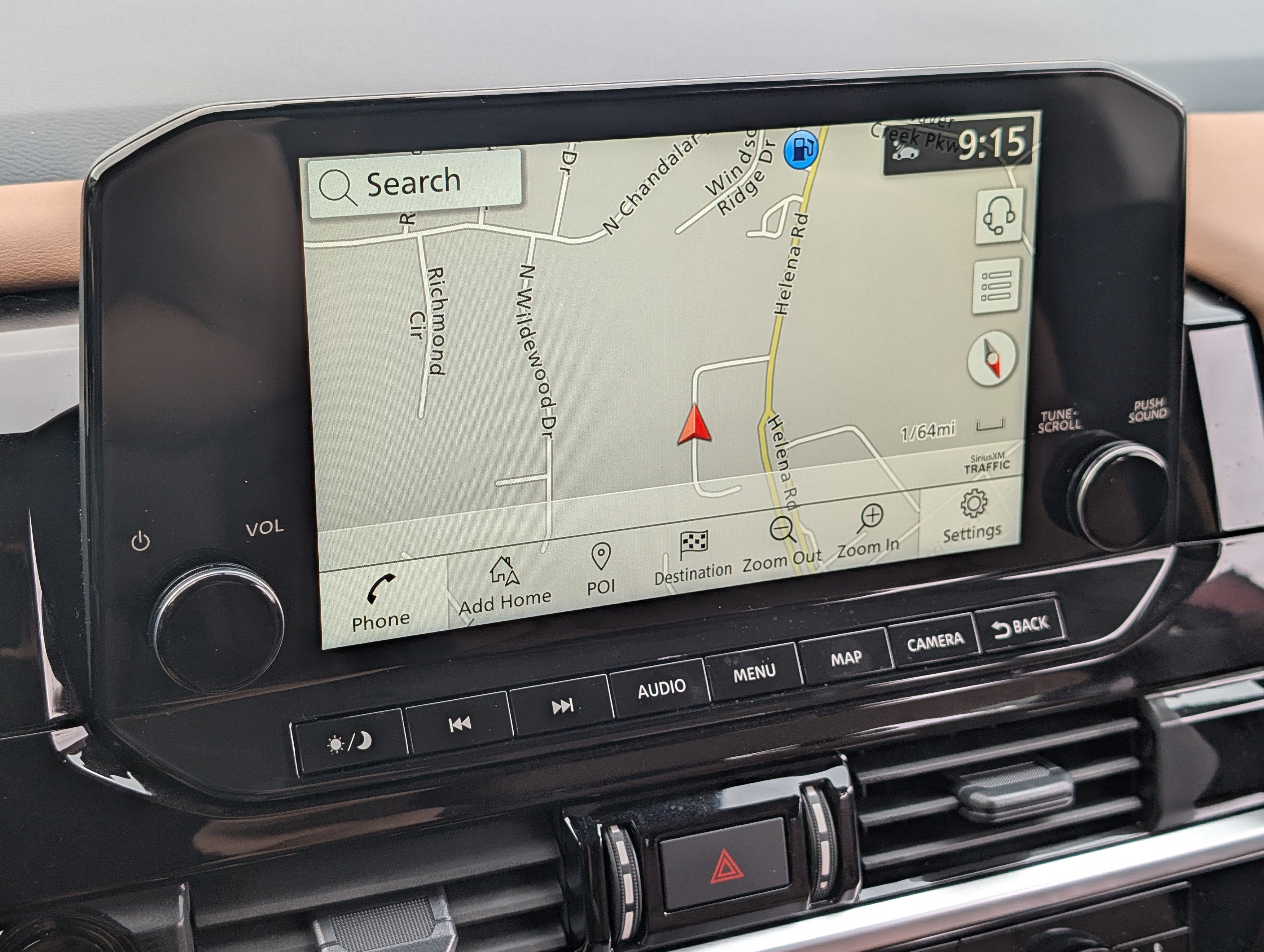 Used 2025 Nissan Pathfinder Platinum w/ Cargo Package FWD image 28