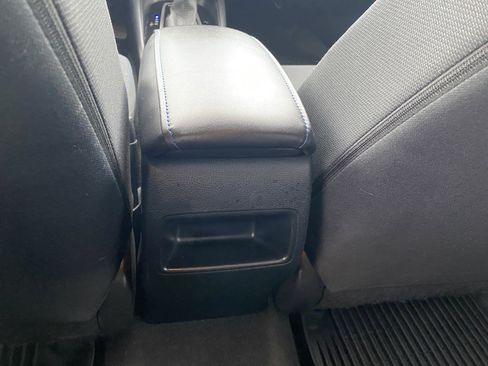 Used 2022 Toyota Corolla SE w/ SE Premium Package image 34