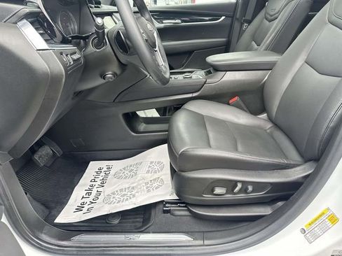 Certified 2025 Cadillac XT5 Premium Luxury w/ Technology Package image 18