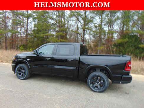 New 2026 RAM 1500 Big Horn w/ Night Edition AWD/4WD image 8