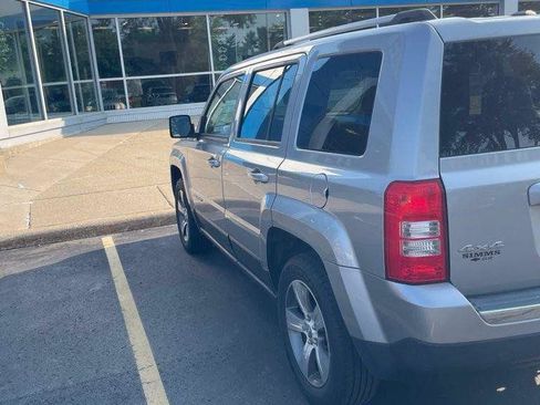 Used 2016 Jeep Patriot High Altitude AWD/4WD image 2