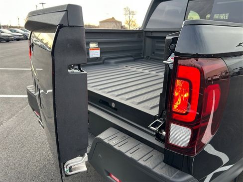 New 2026 Honda Ridgeline Black Edition image 21