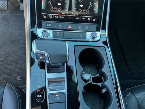 Used 2021 Audi Q8 Premium Plus w/ Premium Plus Package AWD/4WD image 35
