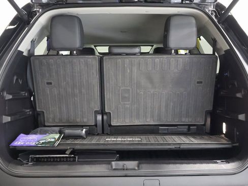 Used 2023 Toyota Sequoia Limited image 29