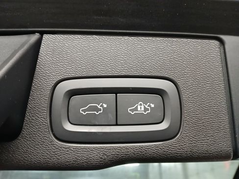 Used 2021 Volvo XC60 T5 Inscription w/ Advanced Package image 28