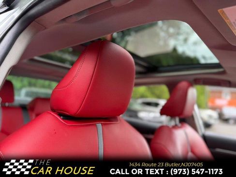 Used 2019 Toyota Camry XSE FWD image 28
