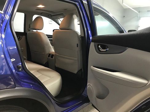 Used 2020 Nissan Rogue Sport SL w/ Premium Package FWD image 15