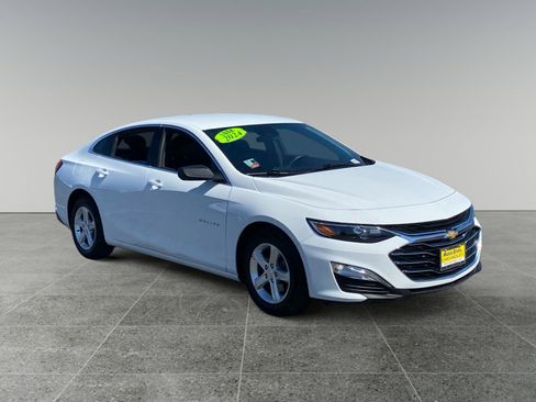 Used 2024 Chevrolet Malibu LS image 7