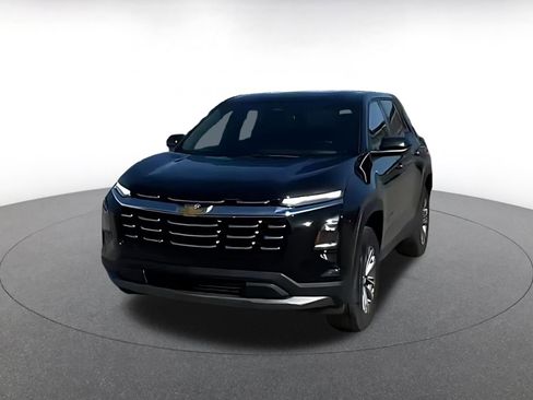 Used 2025 Chevrolet Equinox LT image 4