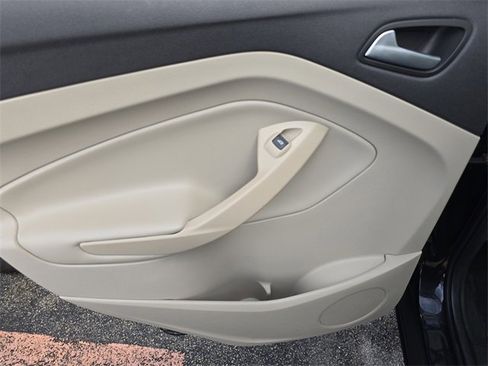 Used 2018 Ford Escape SE w/ SE Sync 3 Package image 10