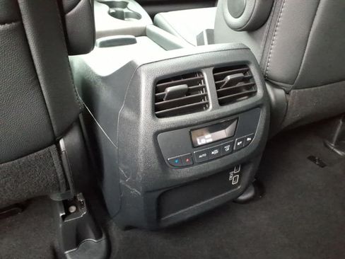 Certified 2022 Honda Pilot Special Edition image 12