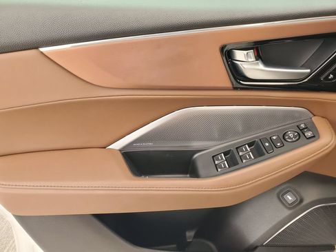 Used 2025 Acura MDX FWD w/ Technology Package image 21