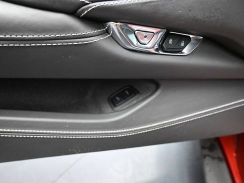 Used 2024 Chevrolet Corvette Stingray Premium Conv w/ Z51 Performance Package RWD image 12