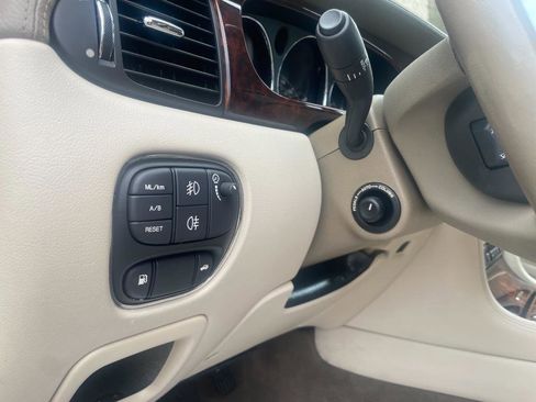 Used 2004 Jaguar XJ8 image 12