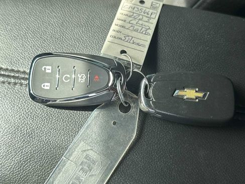 Used 2023 Chevrolet Malibu LT FWD image 26