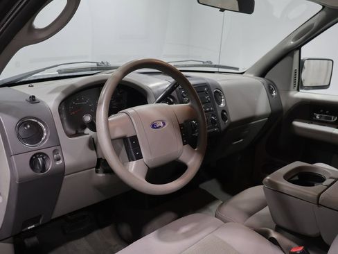 Used 2005 Ford F150 XLT AWD/4WD image 16