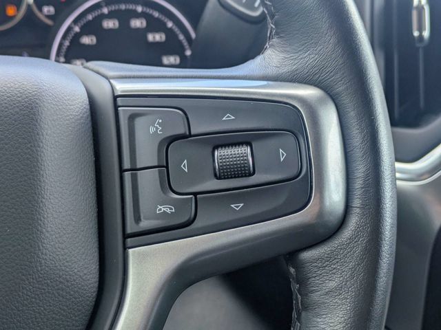 Used 2021 Chevrolet Silverado 1500 RST w/ Bed Protection Package AWD/4WD image 25
