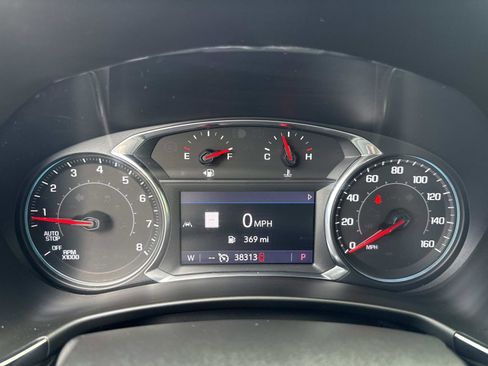 Used 2022 Chevrolet Equinox RS w/ Infotainment Package FWD image 25