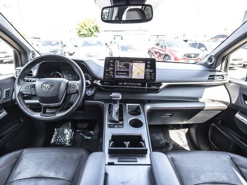 Used 2024 Toyota Sienna XSE w/ XSE Premium Package AWD/4WD image 22
