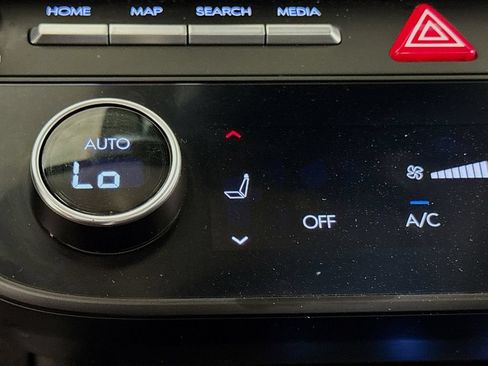 Used 2024 Hyundai Sonata SEL FWD image 17