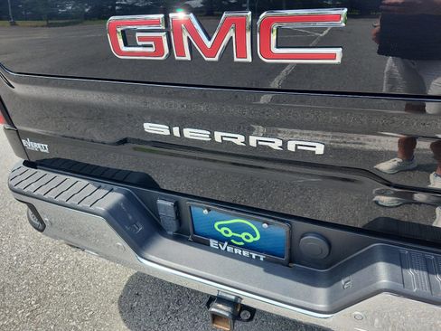 Certified 2025 GMC Sierra 1500 SLT w/ SLT Premium Plus Package AWD/4WD image 4