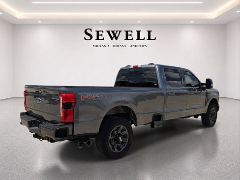 Used 2023 Ford F350 Lariat w/ Sport Appearance Package AWD/4WD image 4