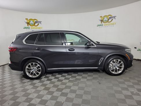 Used 2023 BMW X5 xDrive40i AWD/4WD image 4