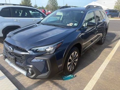 Used 2025 Subaru Outback Limited XT AWD/4WD image 2