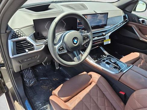 New 2026 BMW X5 xDrive40i w/ M Sport Package AWD/4WD image 3