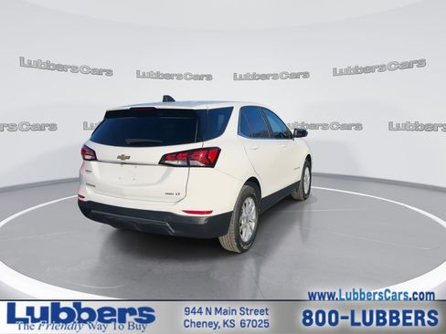 Used 2023 Chevrolet Equinox LT w/ Driver Convenience Package image 8