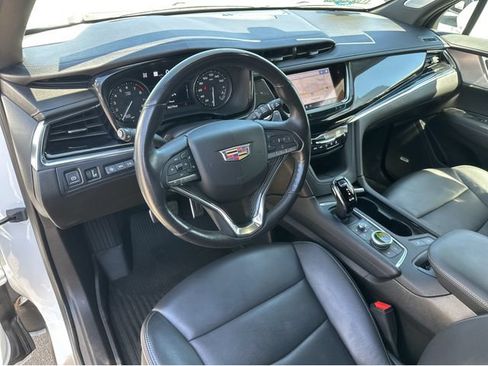 Certified 2023 Cadillac XT6 Sport w/ Technology Package AWD/4WD image 26