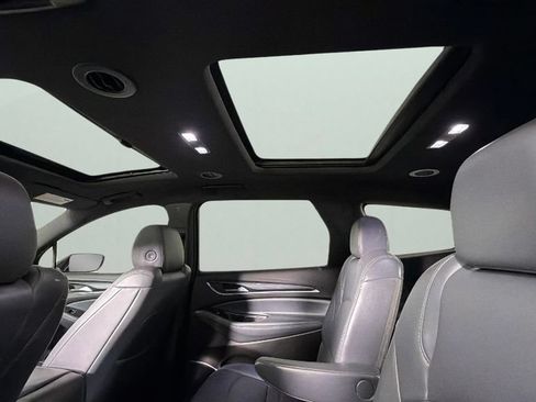 Certified 2022 Buick Enclave Essence w/ Experience Buick Package FWD image 29
