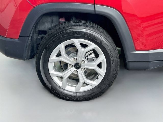 Used 2025 Jeep Compass Sport AWD/4WD image 34