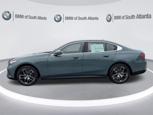 New 2026 BMW 530i w/ Convenience Package RWD image 21