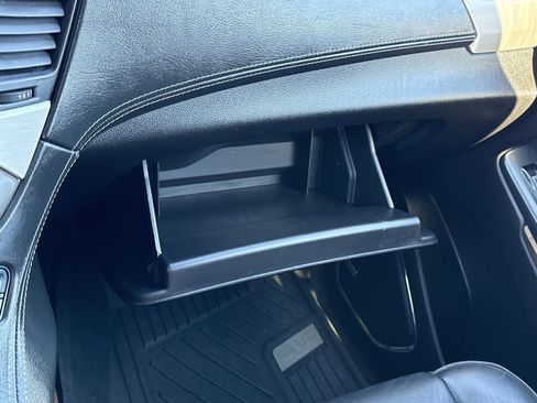 Used 2018 GMC Yukon Denali w/ Denali Ultimate Package image 29