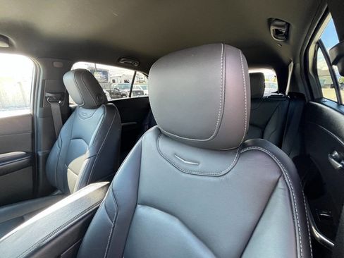 Used 2024 Cadillac XT4 Premium Luxury image 27