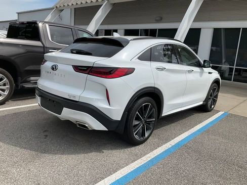 Used 2025 INFINITI QX55 Luxe w/ Cargo Package image 6