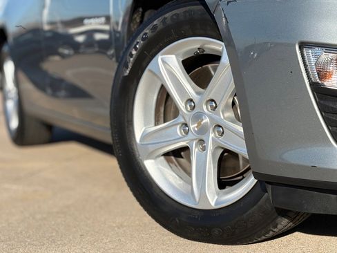 Used 2024 Chevrolet Malibu LS image 9