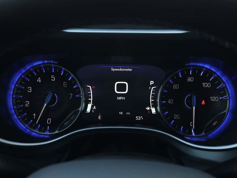 New 2026 Chrysler Pacifica Select FWD image 15