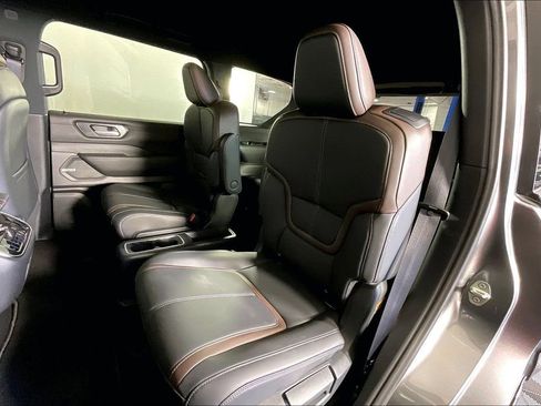 New 2026 Nissan Armada SL w/ Captain's Chari Seat Package RWD image 15