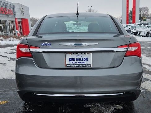 Used 2012 Chrysler 200 Touring w/ Cold Weather Group image 7
