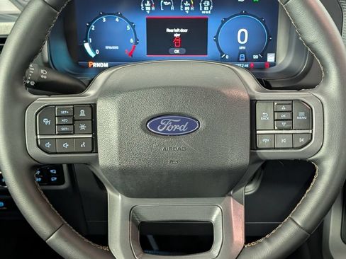 Used 2025 Ford F150 Lariat w/ Equipment Group 502A High AWD/4WD image 18