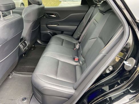 Used 2023 Toyota Crown Platinum image 15