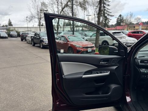 Used 2015 Honda CR-V Touring image 9