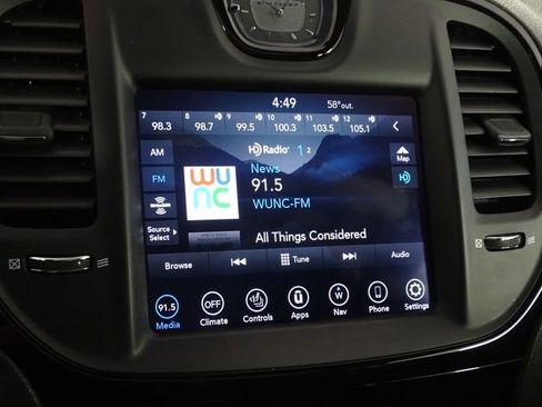 Used 2023 Chrysler 300 S image 32