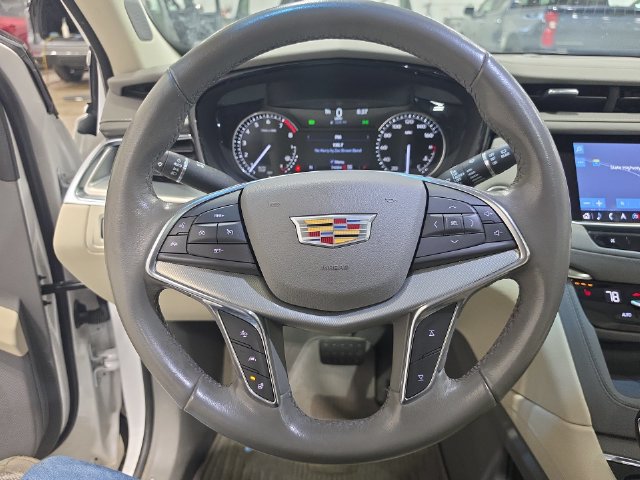 Used 2021 Cadillac XT5 Premium Luxury AWD/4WD image 14